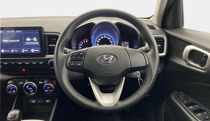 2022 Hyundai VENUE S Plus 1.2 Petrol MT, Petrol, Manual, 15,885 km, Steering Wheel Close Up