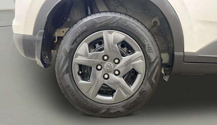 2023 Hyundai VENUE SX 1.2 PETROL, Petrol, Manual, 35,151 km, Right Rear Wheel