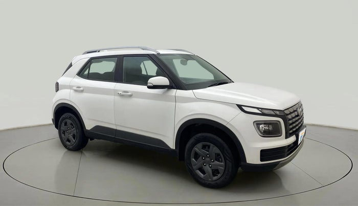 2023 Hyundai VENUE SX 1.2 PETROL, Petrol, Manual, 35,151 km, Right Front Diagonal