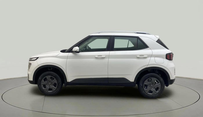 2023 Hyundai VENUE SX 1.2 PETROL, Petrol, Manual, 35,151 km, Left Side