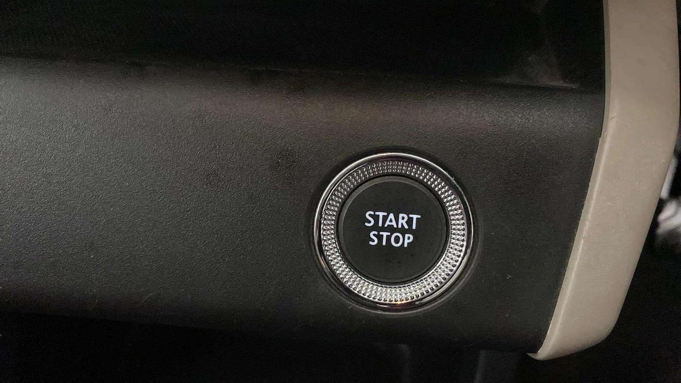 2019 Renault TRIBER RXZ, Petrol, Manual, 13,672 km, Keyless Start/ Stop Button