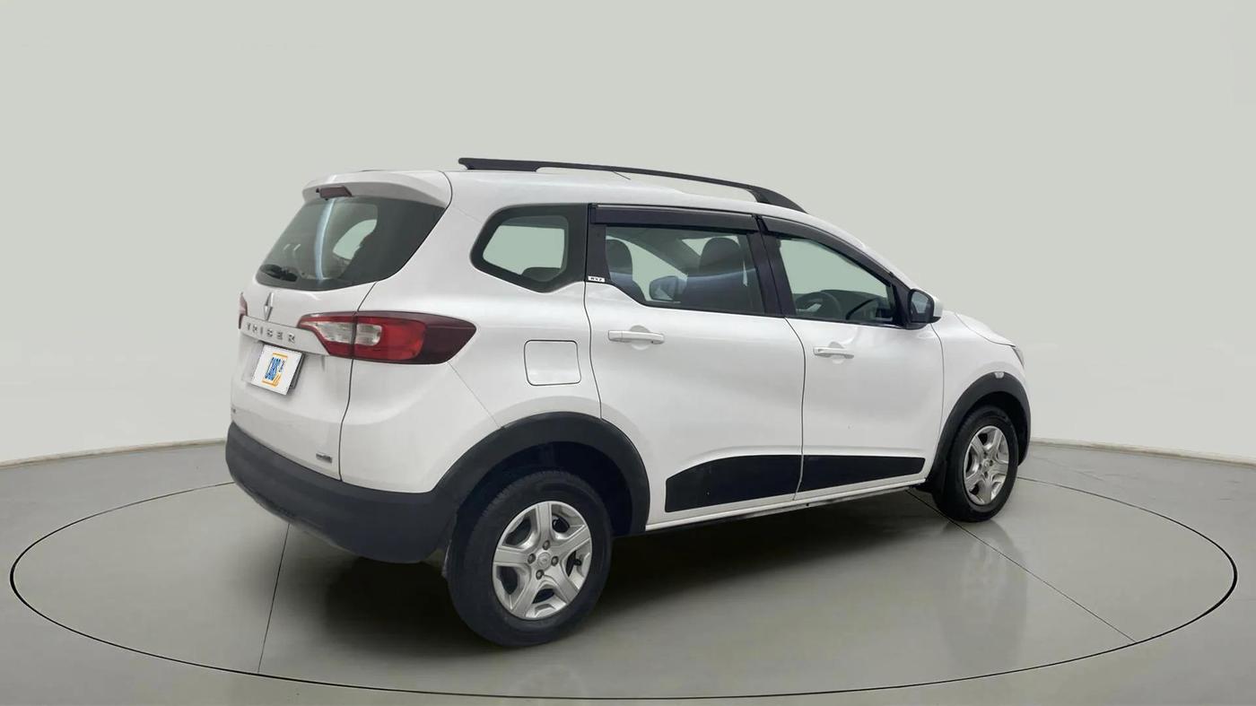 2019 Renault TRIBER RXZ, Petrol, Manual, 13,672 km, Right Back Diagonal