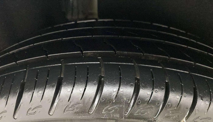 2018 Ford Ecosport TITANIUM + 1.5L PETROL, Petrol, Manual, 59,809 km, Right Rear Tyre Tread