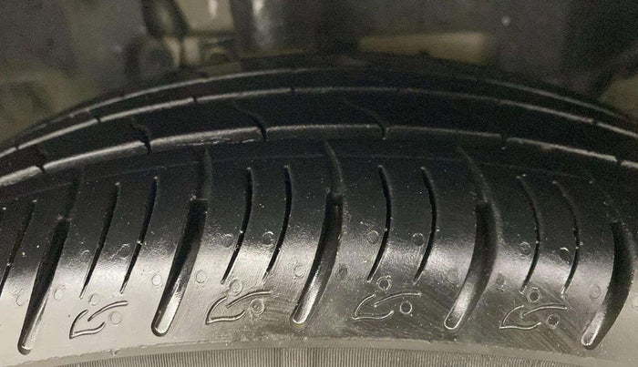 2018 Ford Ecosport TITANIUM + 1.5L PETROL, Petrol, Manual, 59,809 km, Right Front Tyre Tread
