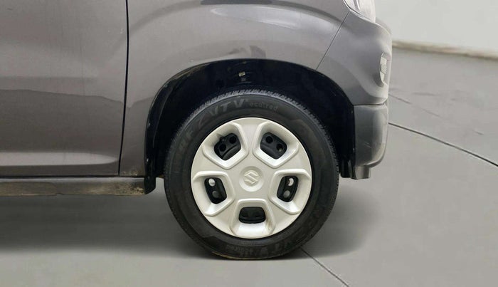 2023 Maruti S PRESSO VXI+, Petrol, Manual, 21,531 km, Right Front Wheel
