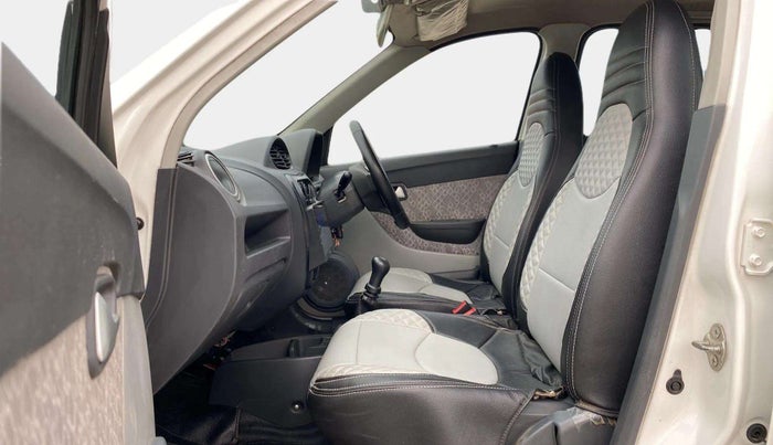 2019 Maruti Alto 800 LXI, Petrol, Manual, 36,867 km, Right Side Front Door Cabin