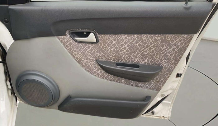 2019 Maruti Alto 800 LXI, Petrol, Manual, 36,867 km, Driver Side Door Panels Control