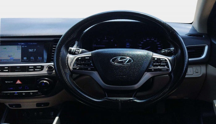 2018 Hyundai Verna 1.6 SX (O) CRDI MT, Diesel, Manual, 1,11,752 km, Steering Wheel Close Up