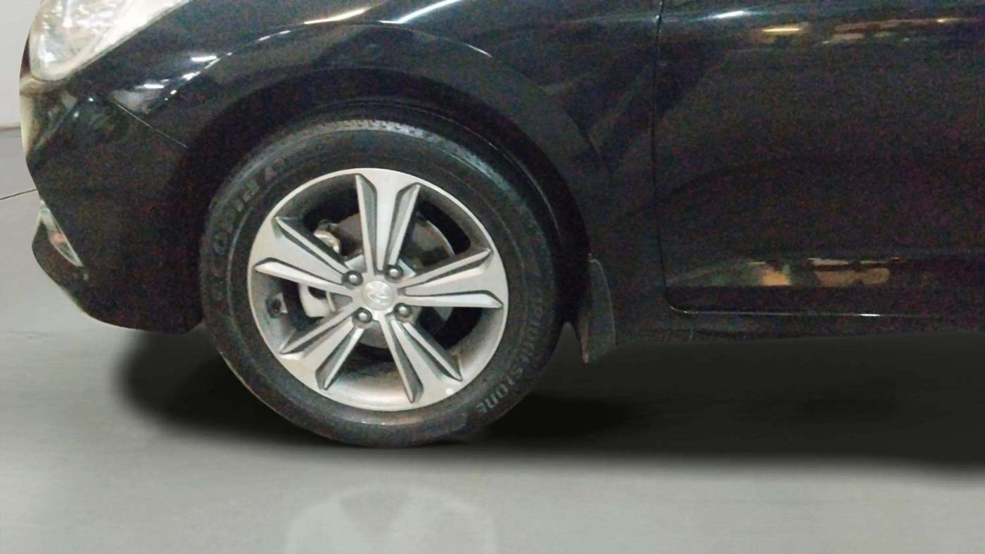 2018 Hyundai Verna 1.6 SX (O) CRDI MT, Diesel, Manual, 1,11,752 km, Left Front Wheel