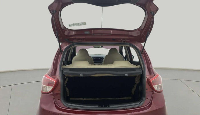 2016 Hyundai Grand i10 MAGNA AT 1.2 KAPPA VTVT, Petrol, Automatic, 14,250 km, Boot Inside