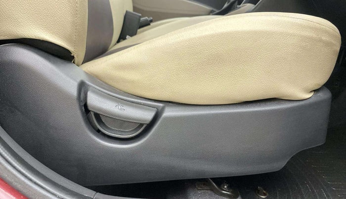 2016 Hyundai Grand i10 MAGNA AT 1.2 KAPPA VTVT, Petrol, Automatic, 14,250 km, Driver Side Adjustment Panel