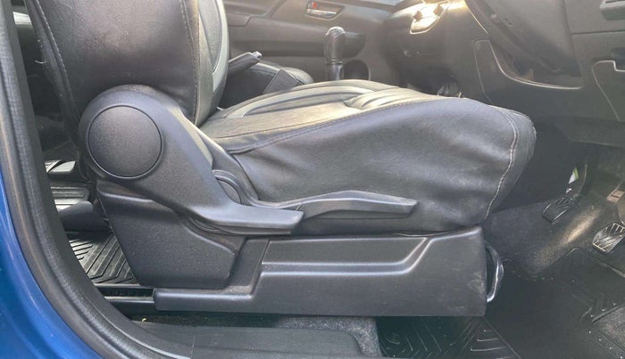 2019 Maruti XL6 ZETA MT, Petrol, Manual, 47,911 km, Driver Side Adjustment Panel