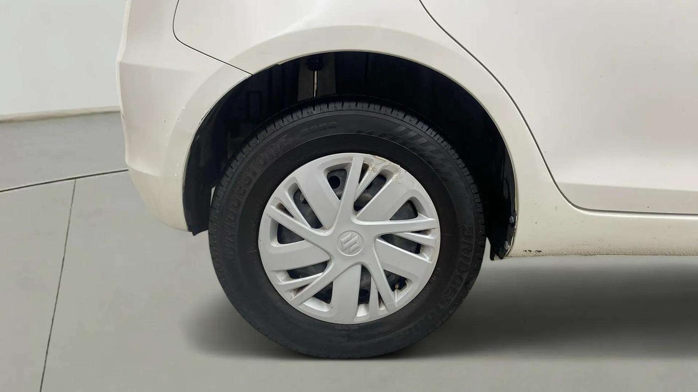2017 Maruti Swift VXI, Petrol, Manual, 76,972 km, Right Rear Wheel