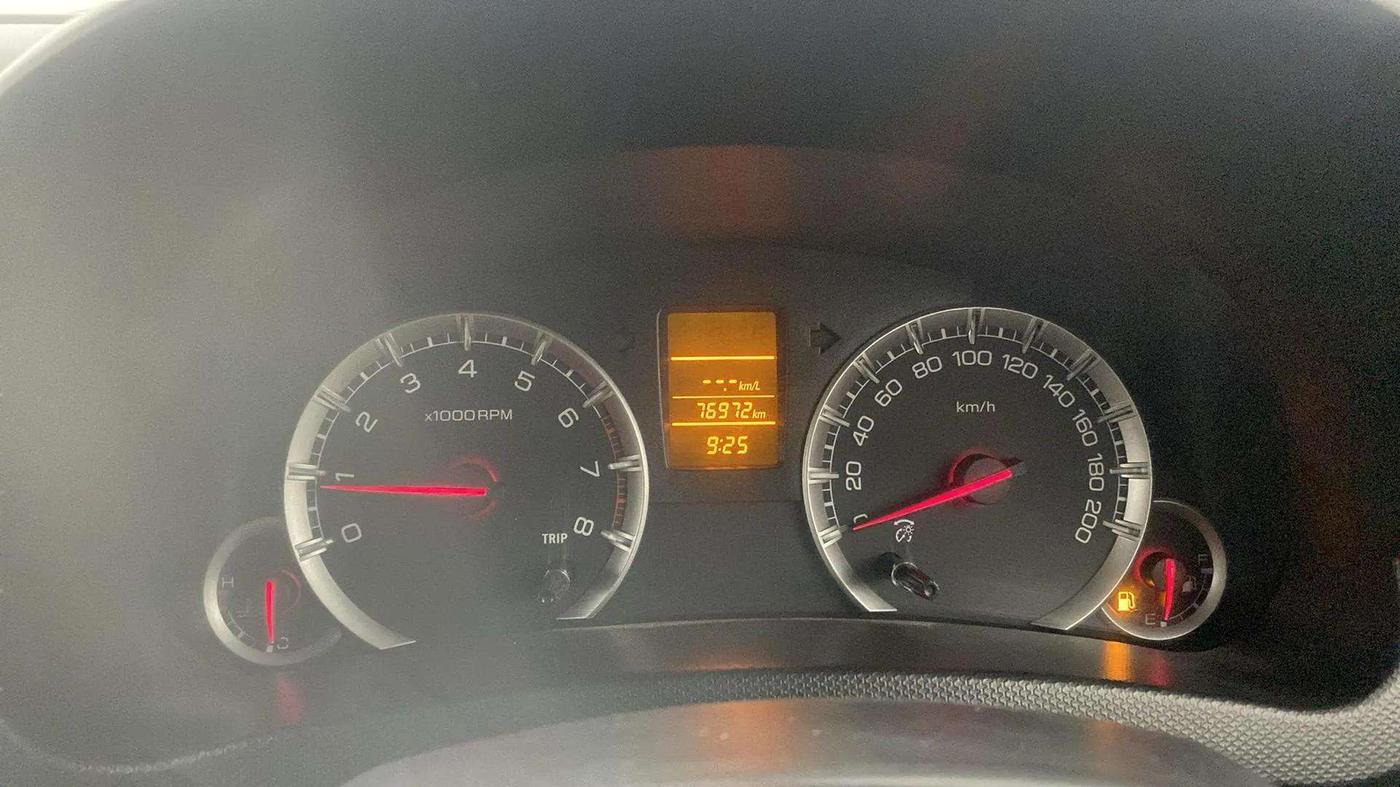 2017 Maruti Swift VXI, Petrol, Manual, 76,972 km, Odometer Image