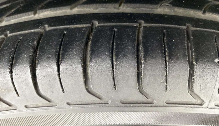 2021 Ford Ecosport TITANIUM 1.5L PETROL, Petrol, Manual, 66,087 km, Right Front Tyre Tread