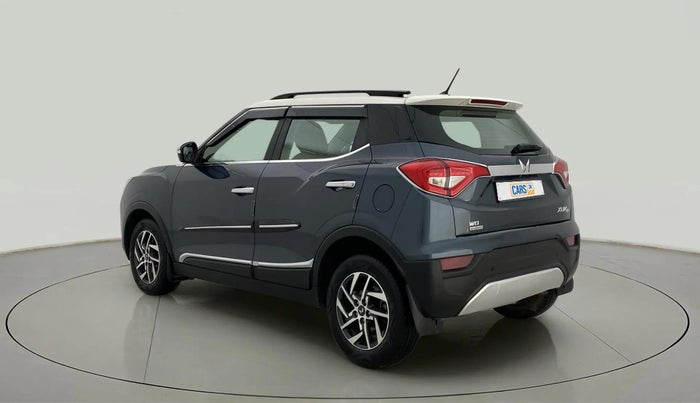 2023 Mahindra XUV300 W8 (O) 1.5 DIESEL AMT DUAL TONE, Diesel, Automatic, 47,979 km, Left Back Diagonal
