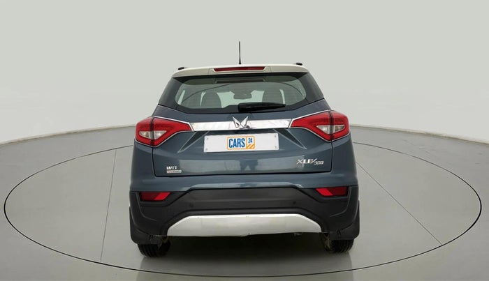 2023 Mahindra XUV300 W8 (O) 1.5 DIESEL AMT DUAL TONE, Diesel, Automatic, 47,979 km, Back/Rear