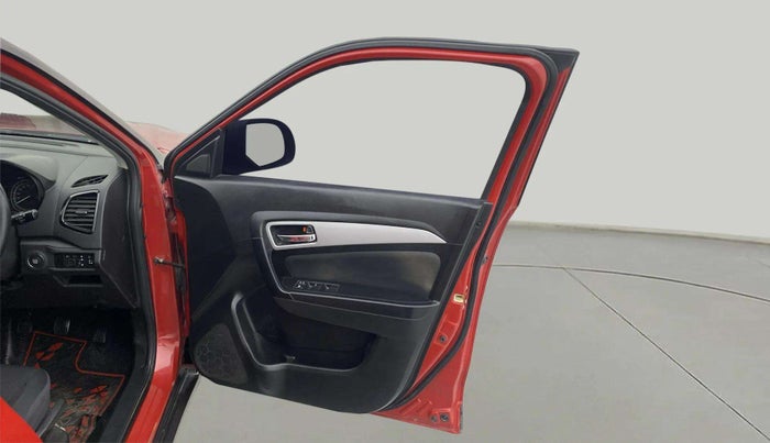 2022 Maruti Vitara Brezza ZXI PLUS, Petrol, Manual, 76,818 km, RHS Front Door