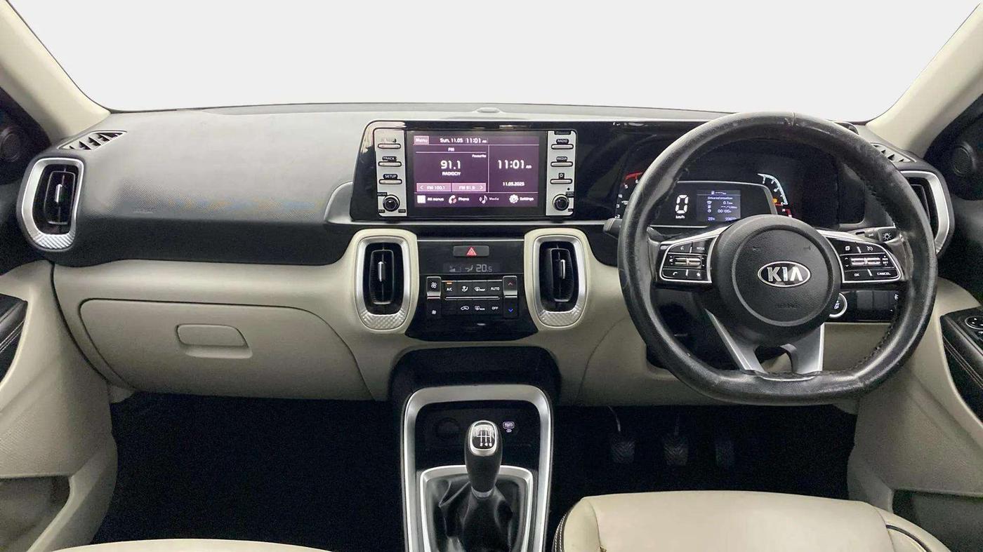 2021 KIA SONET HTX 1.5, Diesel, Manual, 1,00,057 km, Dashboard