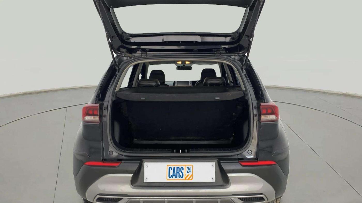 2021 KIA SONET HTX 1.5, Diesel, Manual, 1,00,057 km, Boot Inside