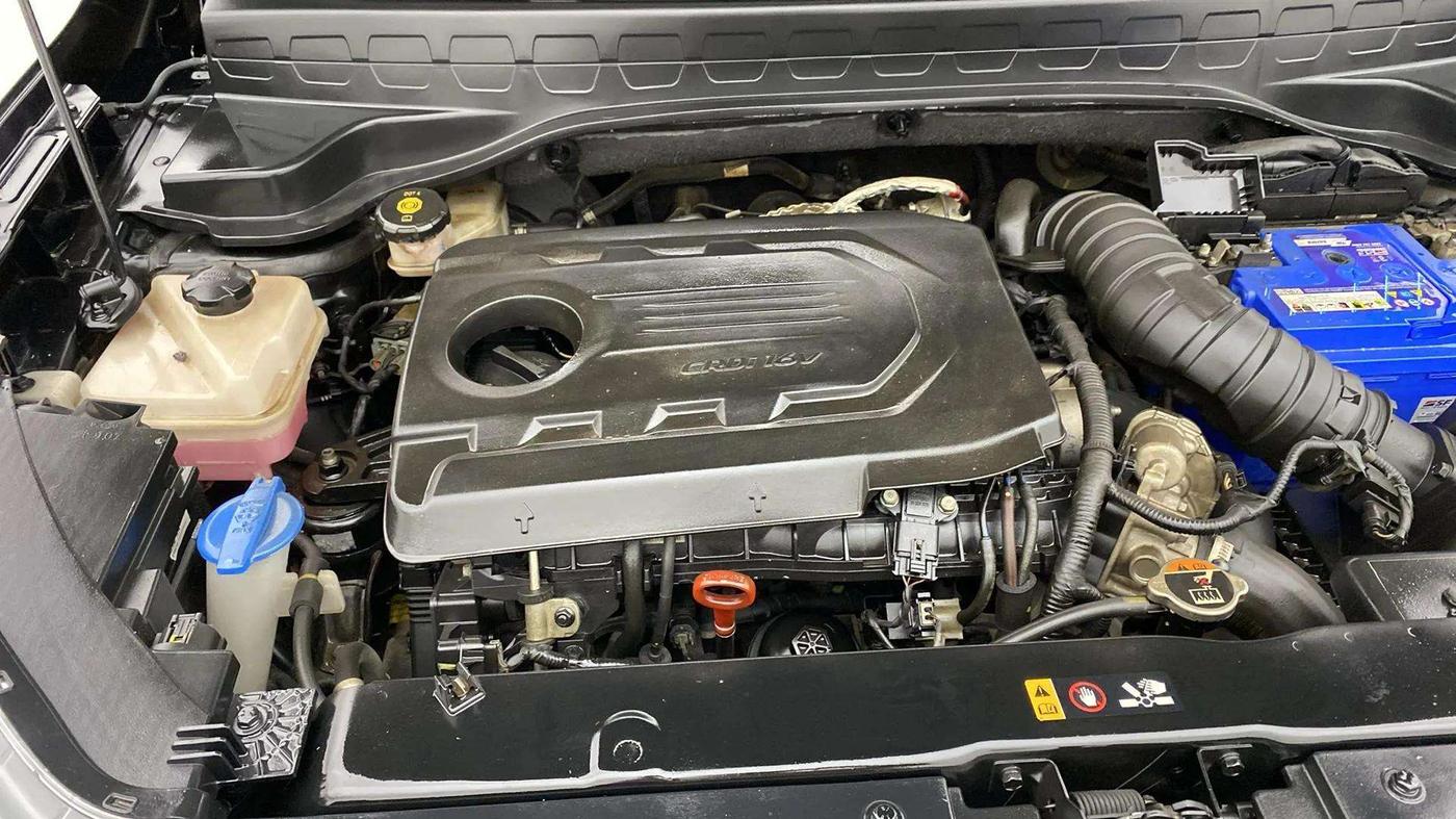2021 KIA SONET HTX 1.5, Diesel, Manual, 1,00,057 km, Engine View - Right