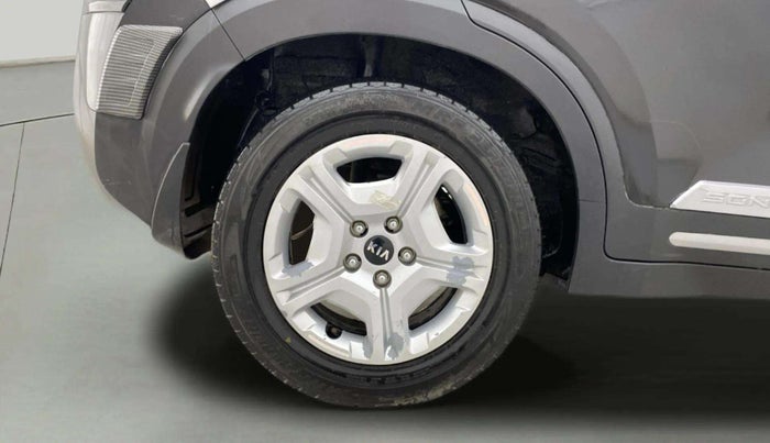2021 KIA SONET HTX 1.5, Diesel, Manual, 99,884 km, Right Rear Wheel