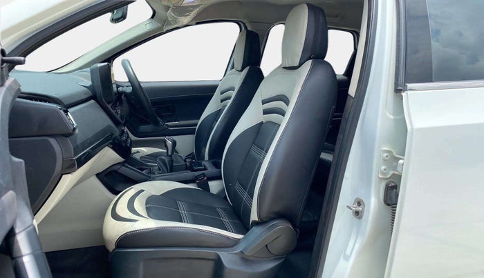 2022 Tata Safari XE, Diesel, Manual, 73,494 km, Right Side Front Door Cabin