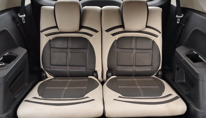 2022 Tata Safari XE, Diesel, Manual, 73,494 km, Third Seat Row ( optional )
