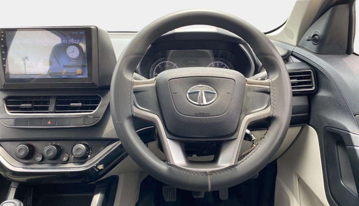 2022 Tata Safari XE, Diesel, Manual, 73,494 km, Steering Wheel Close Up