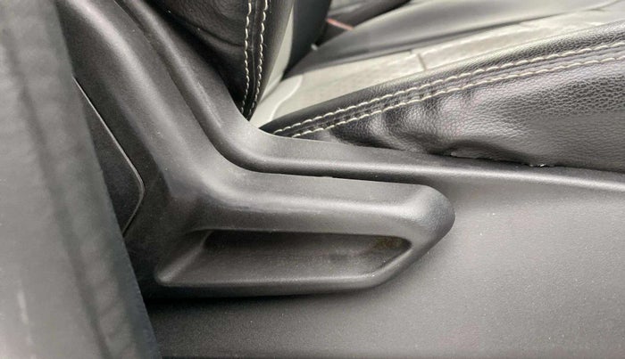 2021 Tata Tiago XT PETROL, Petrol, Manual, 55,195 km, Driver Side Adjustment Panel
