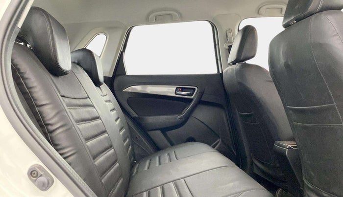 2019 Maruti Vitara Brezza ZDI PLUS AMT, Diesel, Automatic, 82,454 km, Right Side Rear Door Cabin