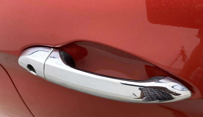 2019 Tata NEXON XM PETROL, Petrol, Manual, 12,056 km, Driver-side door - Minor scratches