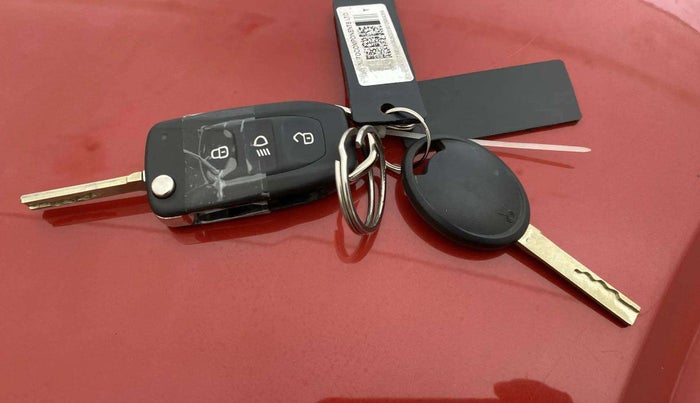 2019 Tata NEXON XM PETROL, Petrol, Manual, 12,056 km, Key Close Up
