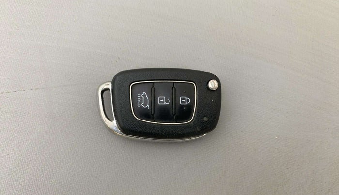 2019 Hyundai Elite i20 SPORTZ PLUS 1.2, Petrol, Manual, 93,355 km, Key Close Up