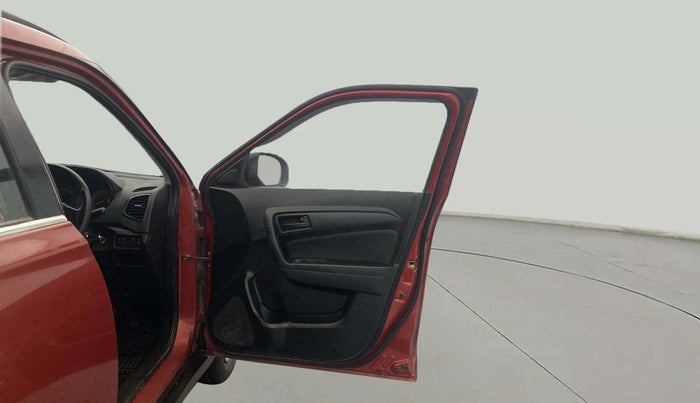 2018 Maruti Vitara Brezza VDI, Diesel, Manual, 79,055 km, RHS Front Door