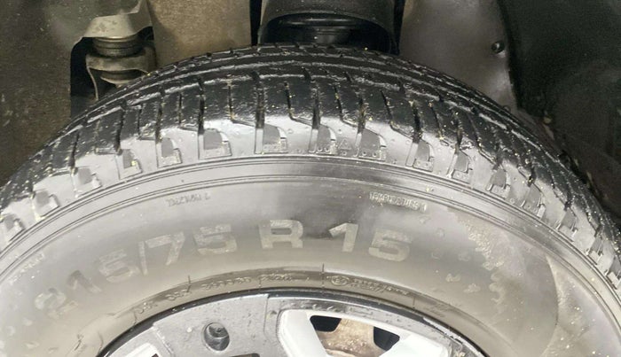 2022 Mahindra BOLERO NEO N 4, Diesel, Manual, 34,846 km, Left Front Tyre Tread