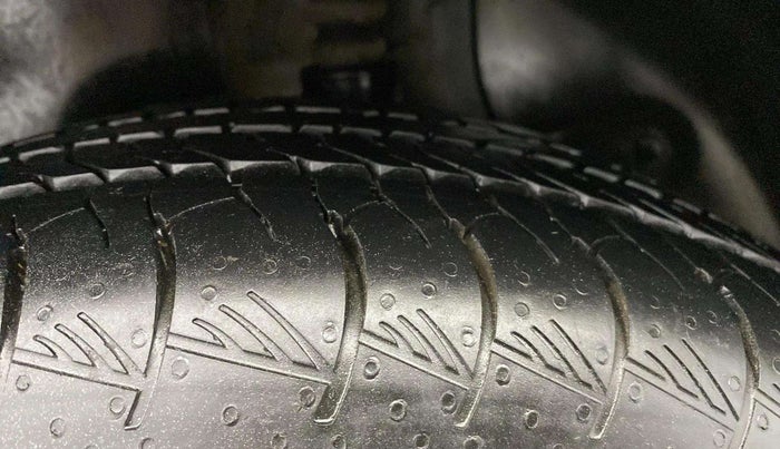 2018 Hyundai Creta SX AT 1.6 DIESEL, Diesel, Automatic, 93,610 km, Left Rear Tyre Tread