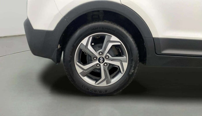 2018 Hyundai Creta SX AT 1.6 DIESEL, Diesel, Automatic, 93,610 km, Right Rear Wheel