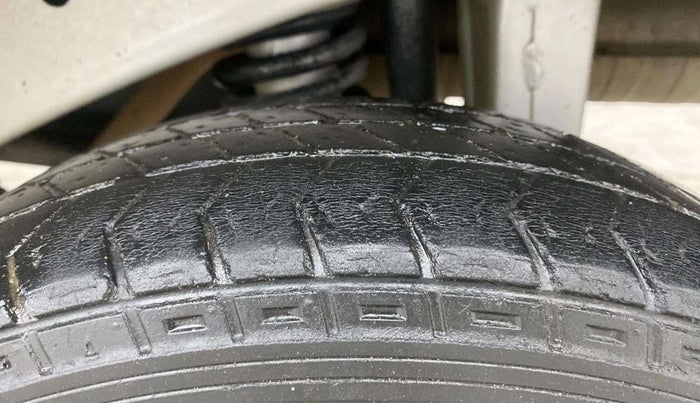 2019 Maruti Eeco 5 STR WITH A/C+HTR CNG, CNG, Manual, 82,776 km, Left Rear Tyre Tread