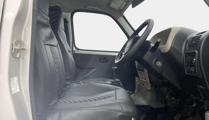 2019 Maruti Eeco 5 STR WITH A/C+HTR CNG, CNG, Manual, 82,776 km, Right Side Front Door Cabin