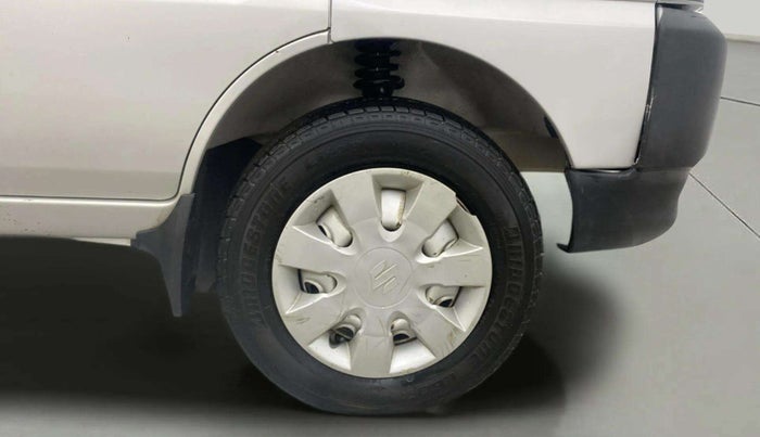 2019 Maruti Eeco 5 STR WITH A/C+HTR CNG, CNG, Manual, 82,776 km, Right Front Wheel