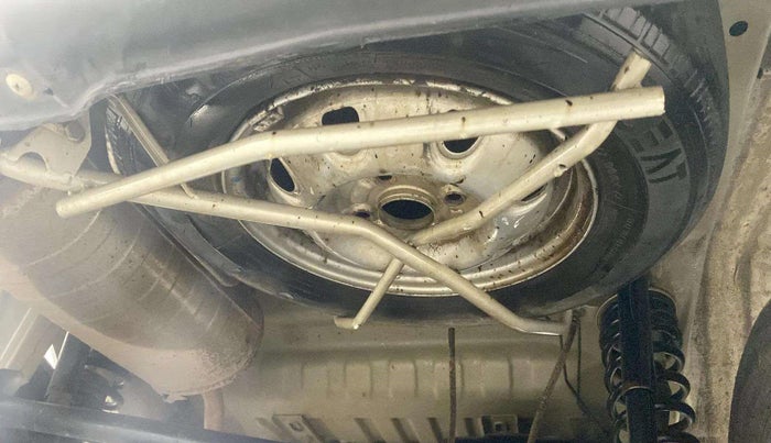 2019 Maruti Eeco 5 STR WITH A/C+HTR CNG, CNG, Manual, 82,776 km, Spare Tyre