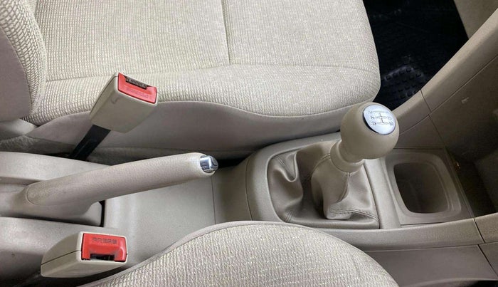 2017 Maruti Dzire VXI, Petrol, Manual, 54,376 km, Gear Lever