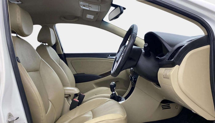 2014 Hyundai Verna FLUIDIC 1.6 VTVT SX OPT, Petrol, Manual, 99,145 km, Right Side Front Door Cabin