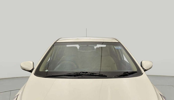 2014 Hyundai Verna FLUIDIC 1.6 VTVT SX OPT, Petrol, Manual, 99,145 km, Front Windshield