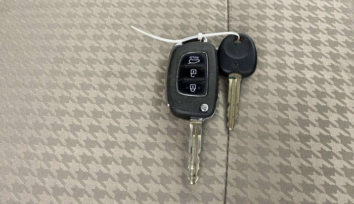 2018 Hyundai Elite i20 ASTA 1.2, Petrol, Manual, 73,403 km, Key Close Up