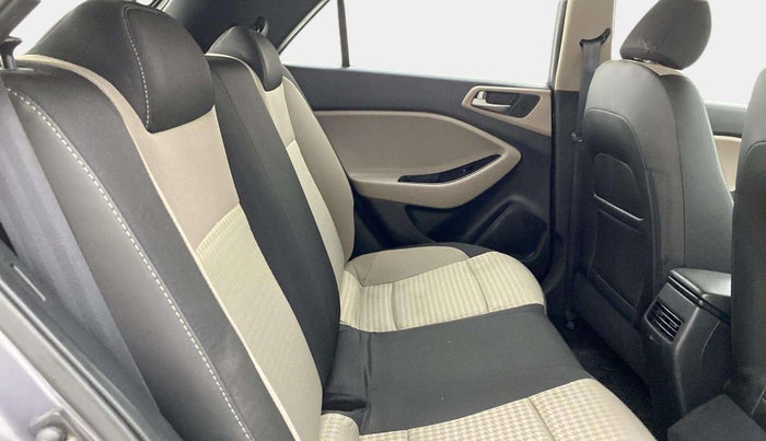 2018 Hyundai Elite i20 ASTA 1.2, Petrol, Manual, 73,403 km, Right Side Rear Door Cabin