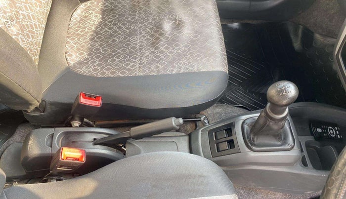 2017 Maruti Alto 800 LXI, Petrol, Manual, 39,194 km, Gear Lever