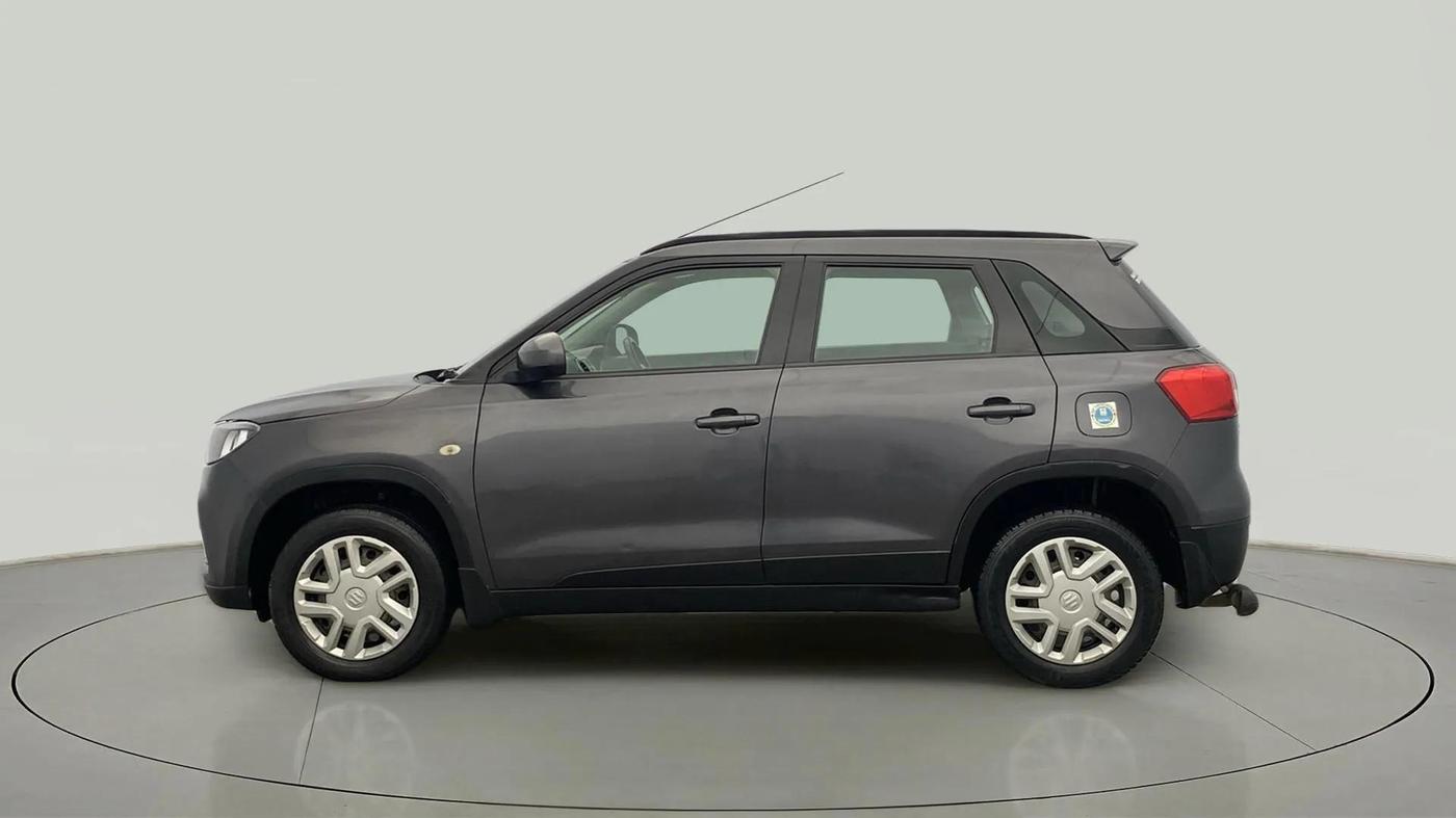 2017 Maruti Vitara Brezza VDI (O), Diesel, Manual, 96,173 km, Left Side