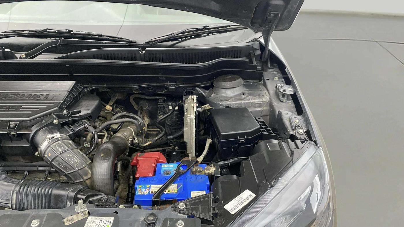 2017 Maruti Vitara Brezza VDI (O), Diesel, Manual, 96,173 km, Engine View - Left